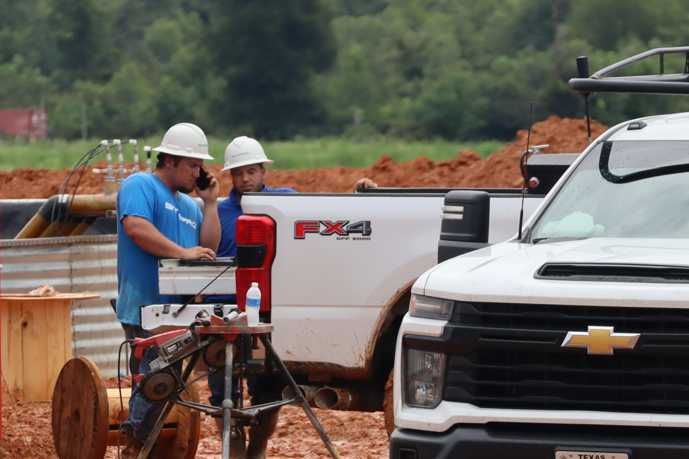 SitePro field technicians in the oilfield
